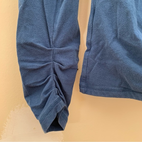 Cabi V-Neck Teal Blouse - Picture 5 of 11